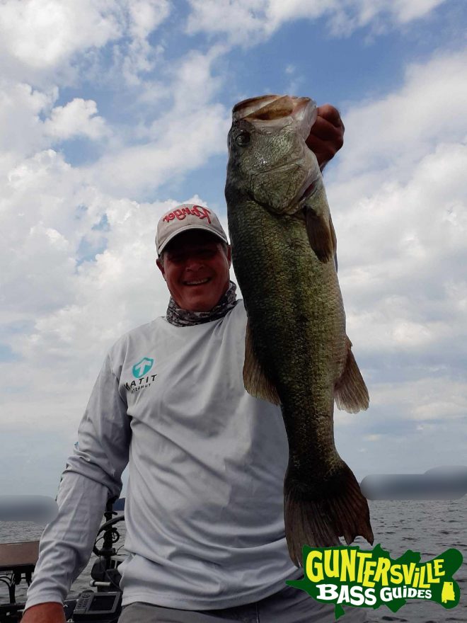 GUNTERSVILLE BASS GUIDES