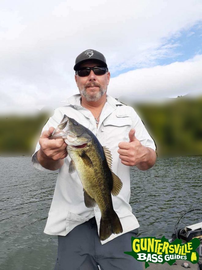 GUNTERSVILLE BASS GUIDES