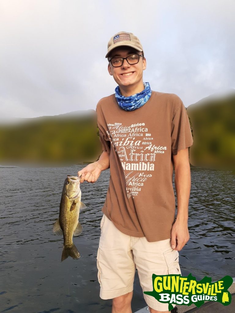 GUNTERSVILLE BASS GUIDES