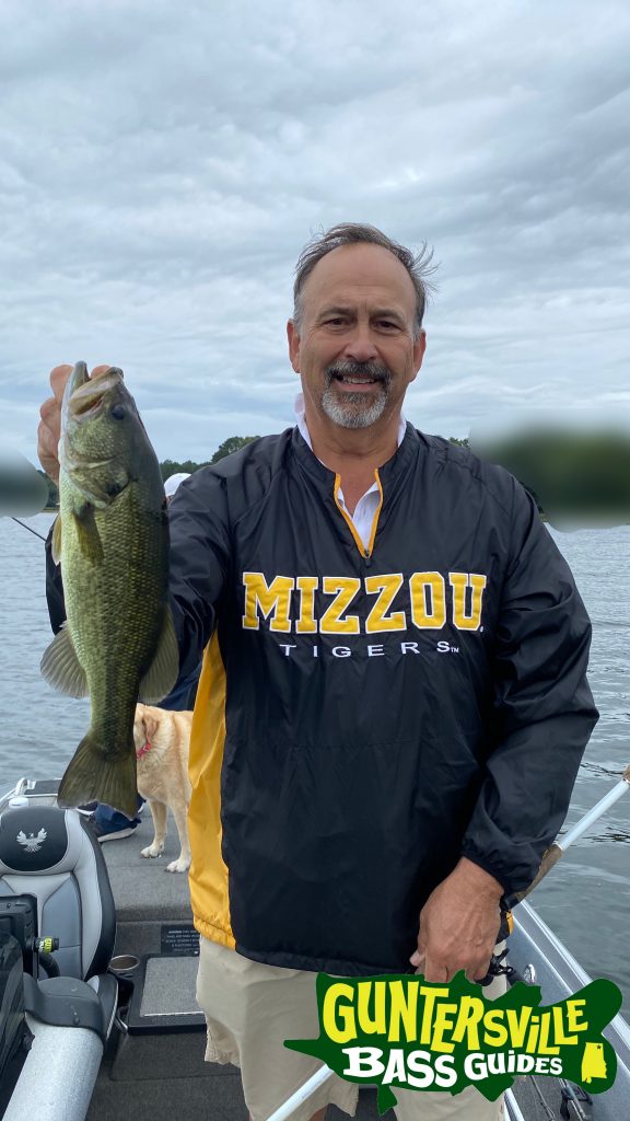 GUNTERSVILLE BASS GUIDES