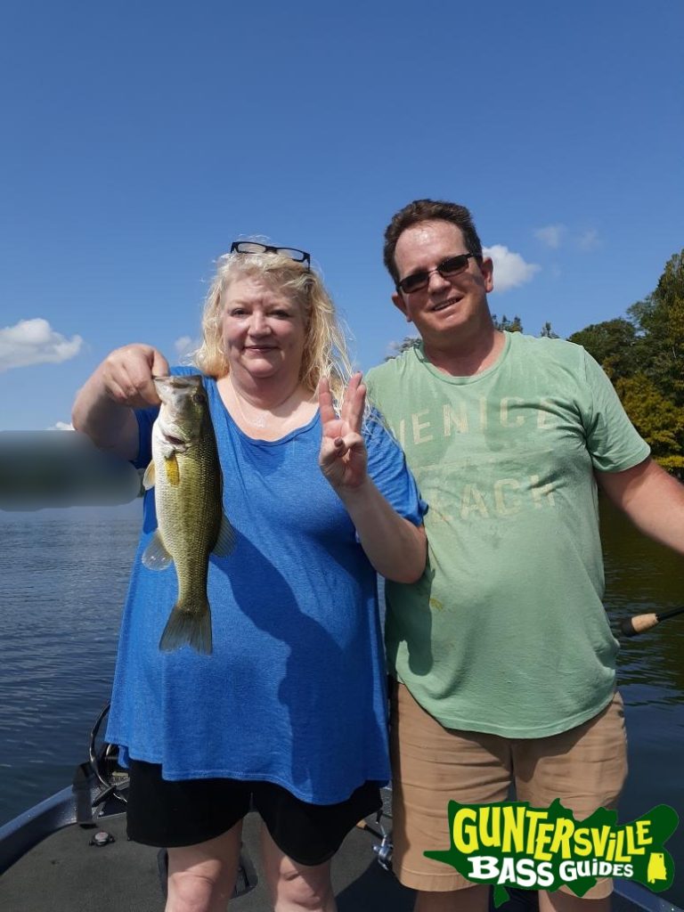 GUNTERSVILLE BASS GUIDES