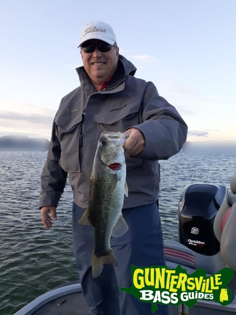 GUNTERSVILLE BASS GUIDES