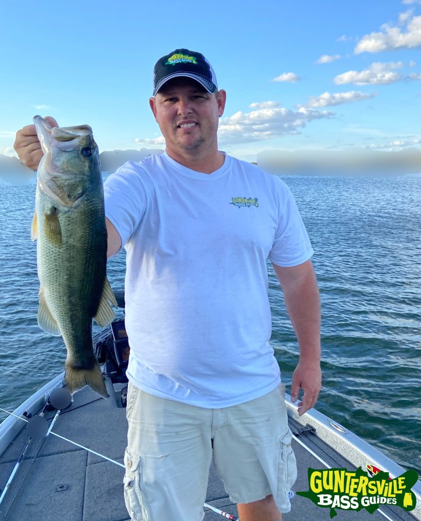 GUNTERSVILLE BASS GUIDES