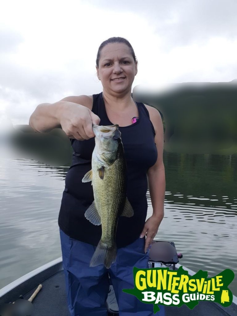 GUNTERSVILLE BASS GUIDES