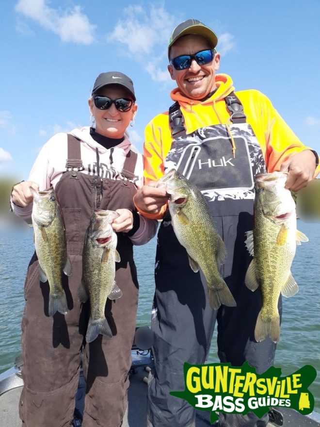 GUNTERSVILLE BASS GUIDES