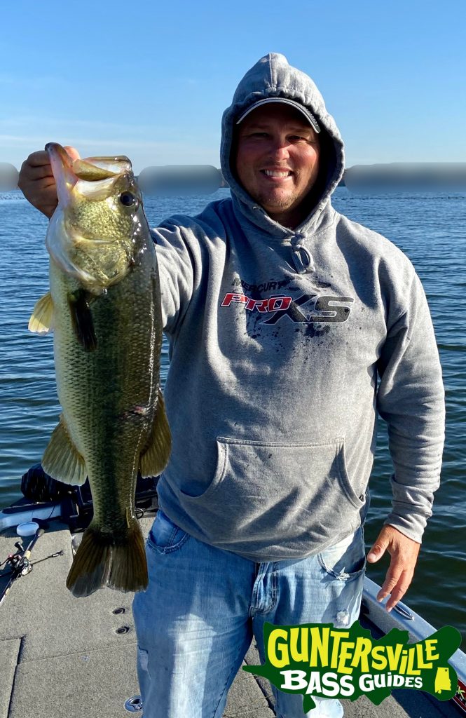 GUNTERSVILLE BASS GUIDES