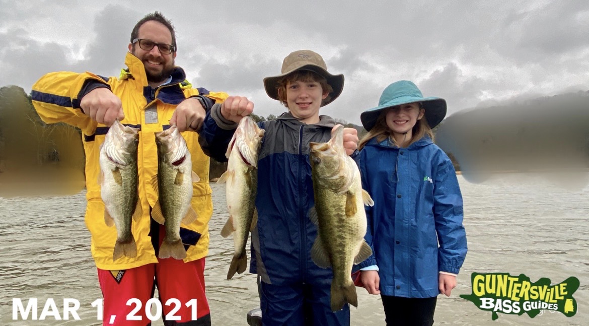 GUNTERSVILLE BASS GUIDES