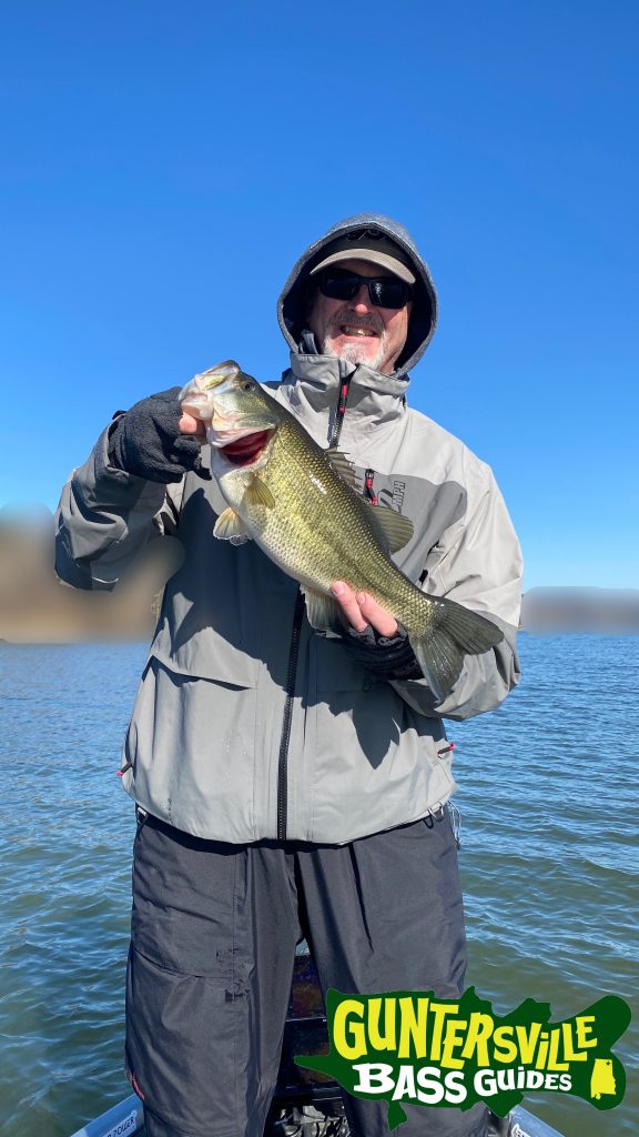 GUNTERSVILLE BASS GUIDES