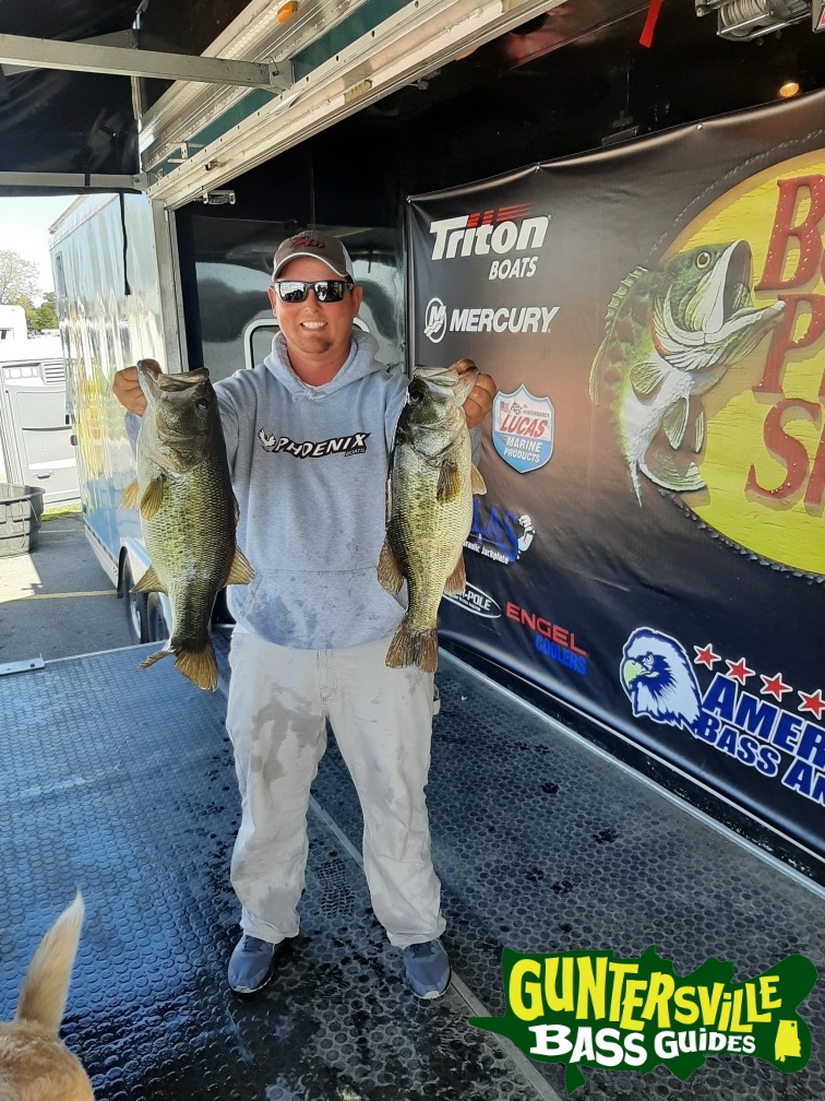 GUNTERSVILLE BASS GUIDES