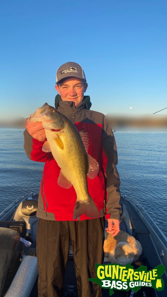 GUNTERSVILLE BASS GUIDES