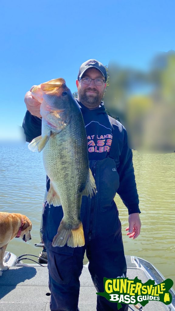 GUNTERSVILLE BASS GUIDES