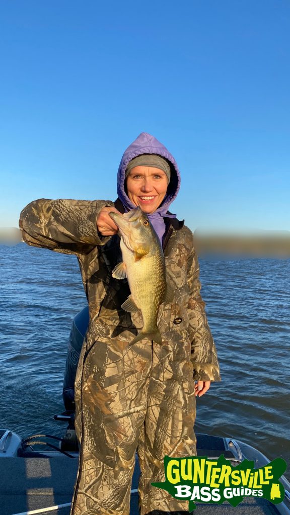 GUNTERSVILLE BASS GUIDES