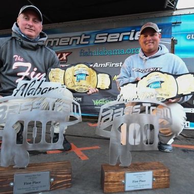 GUNTERSVILLE BASS GUIDES