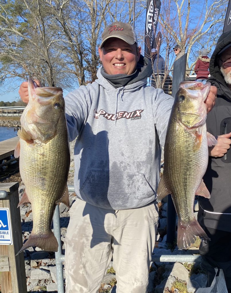 GUNTERSVILLE BASS GUIDES