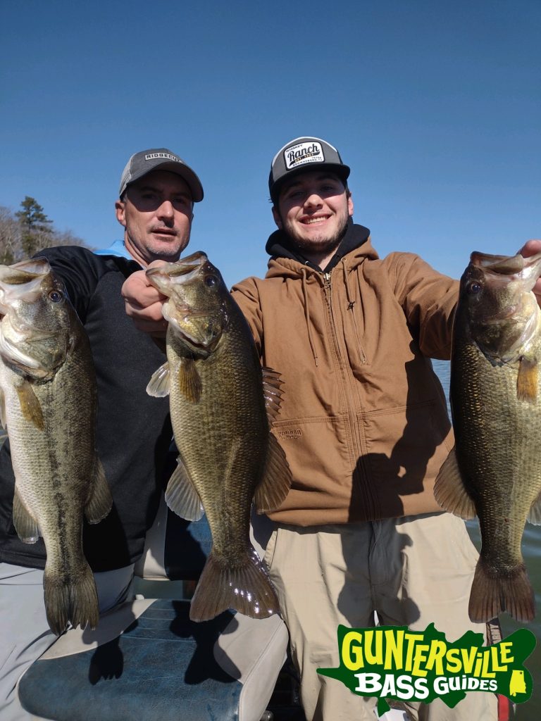 GUNTERSVILLE BASS GUIDES