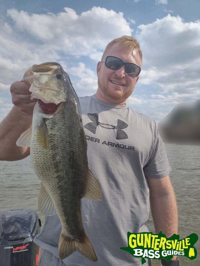 GUNTERSVILLE BASS GUIDES