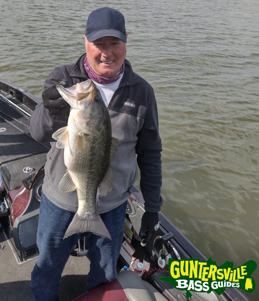 GUNTERSVILLE BASS GUIDES