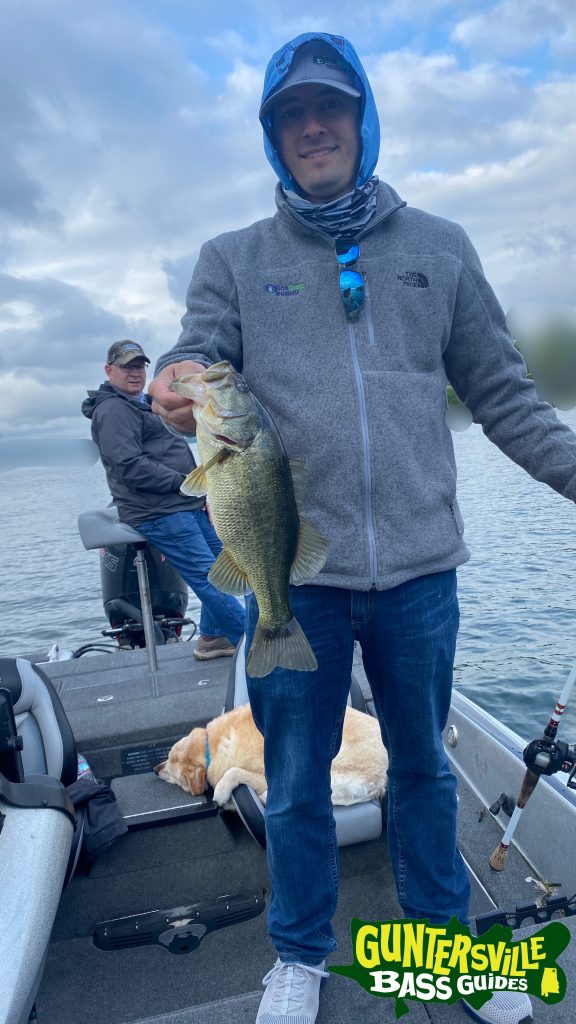 GUNTERSVILLE BASS GUIDES