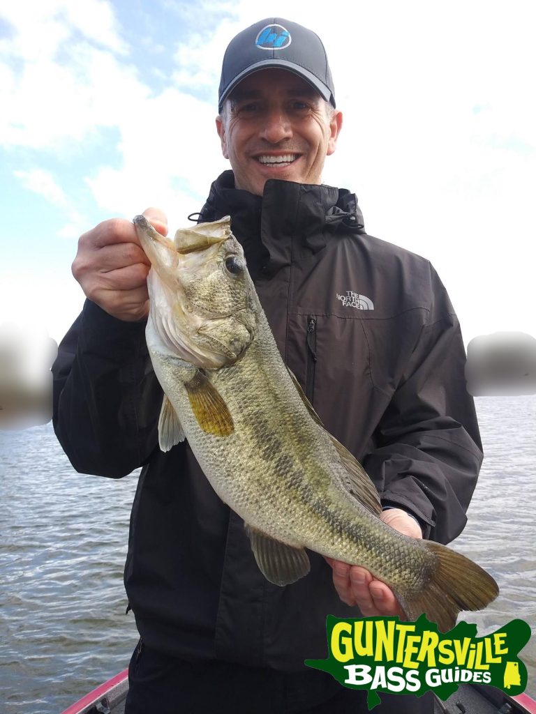 GUNTERSVILLE BASS GUIDES
