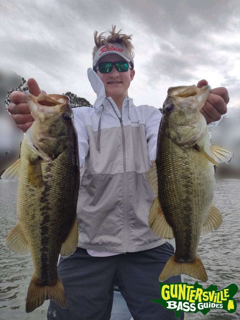 GUNTERSVILLE BASS GUIDES