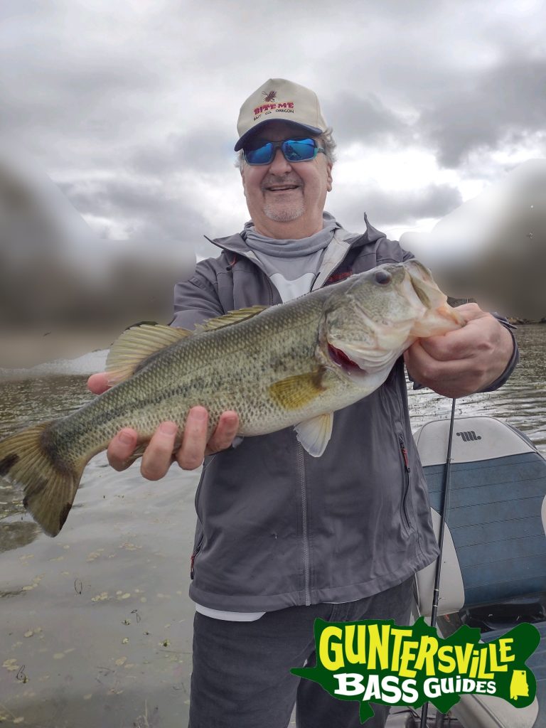 GUNTERSVILLE BASS GUIDES
