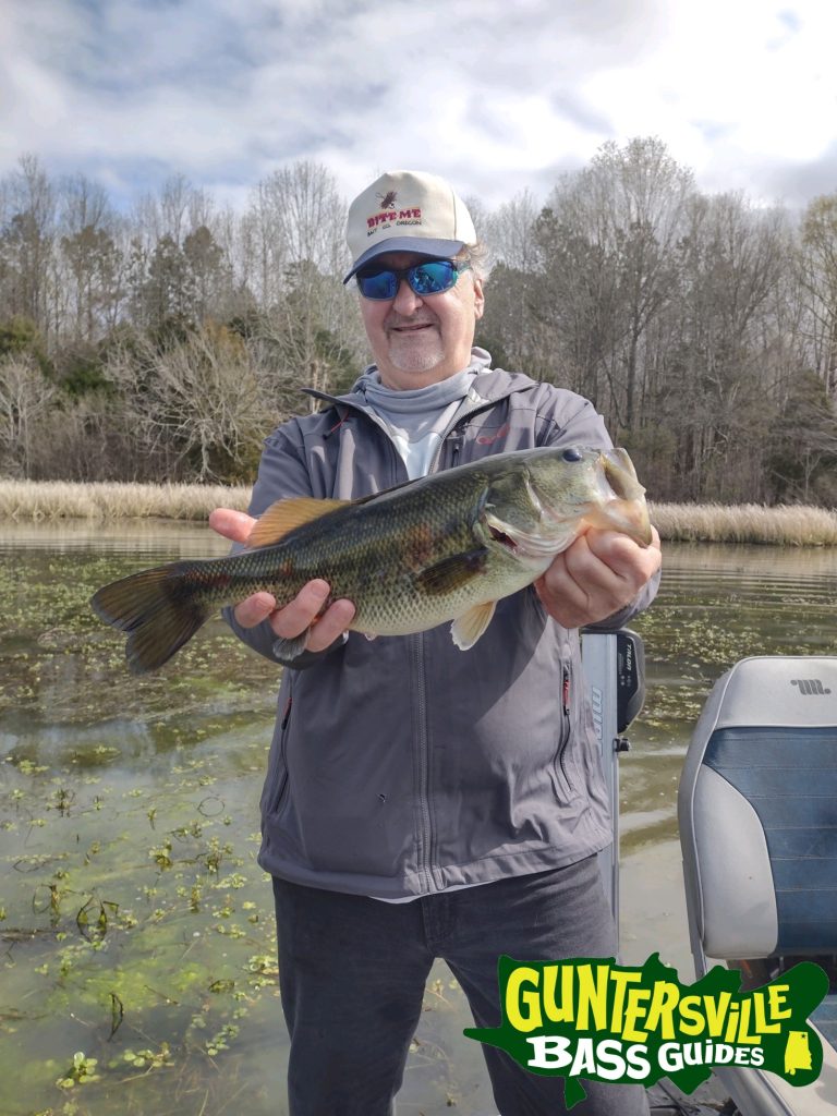 GUNTERSVILLE BASS GUIDES
