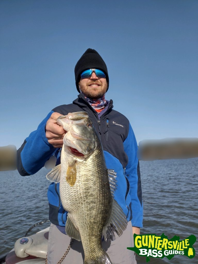 GUNTERSVILLE BASS GUIDES