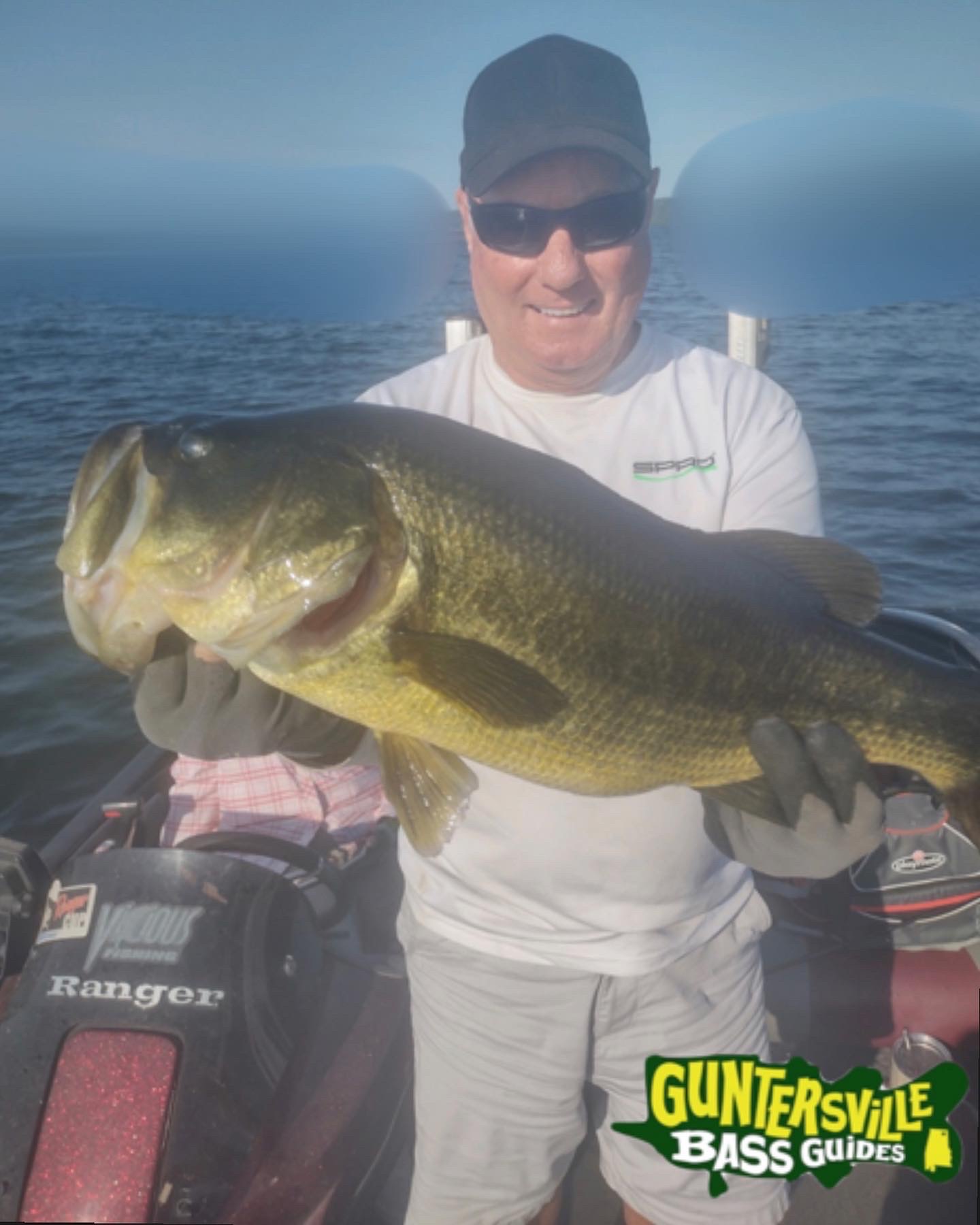 GUNTERSVILLE BASS GUIDES