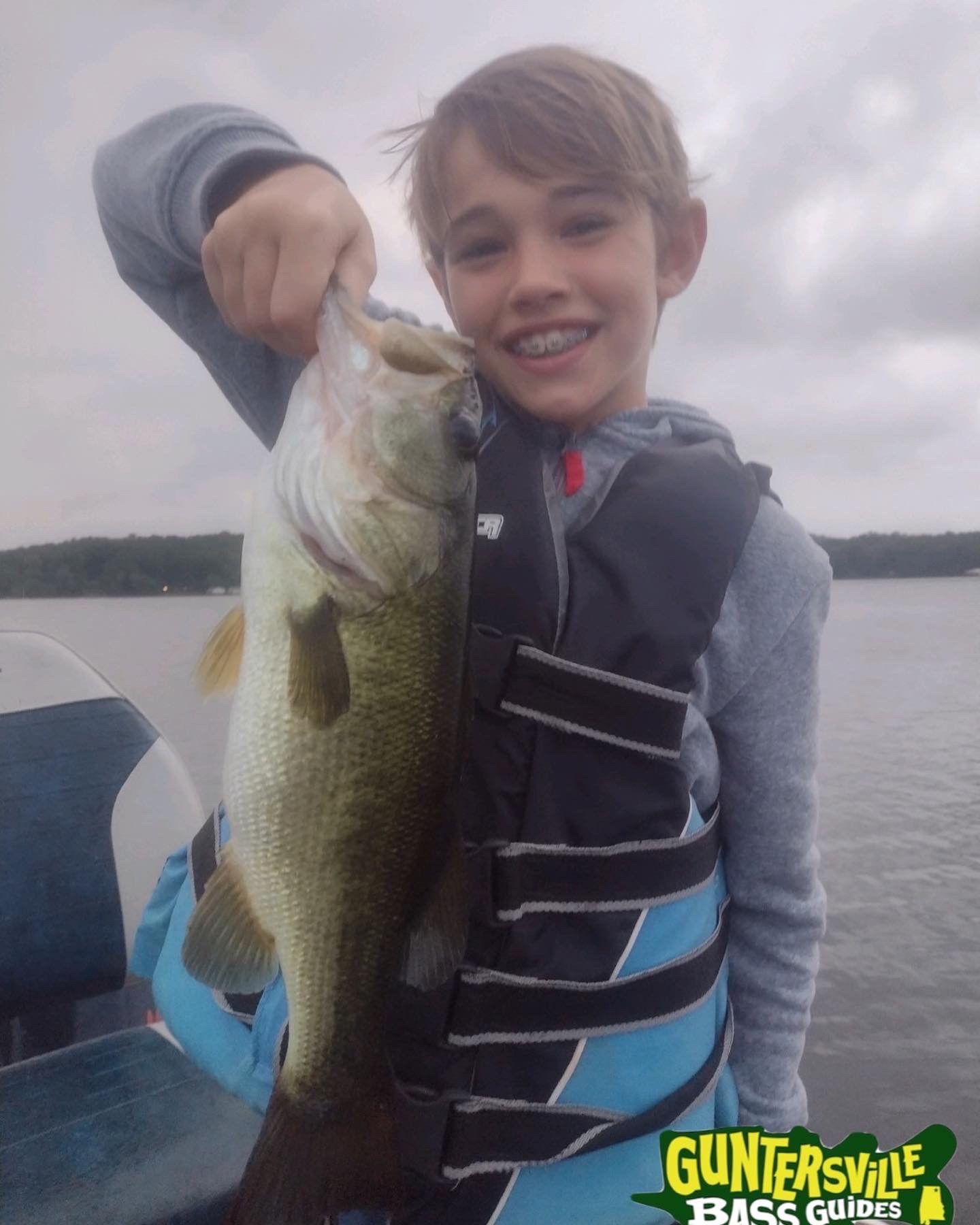 GUNTERSVILLE BASS GUIDES