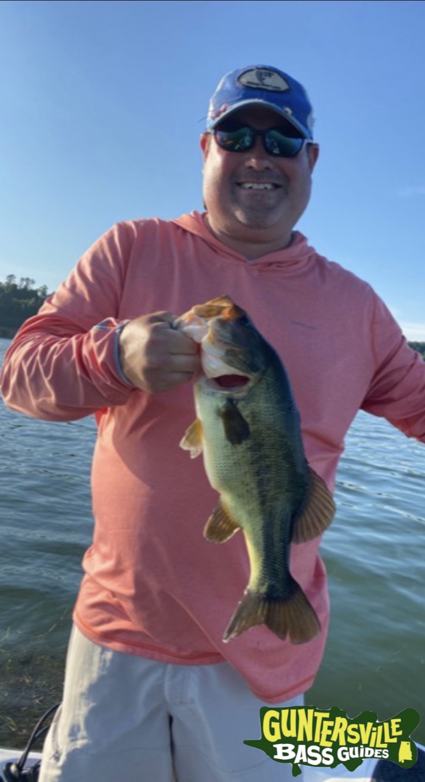 GUNTERSVILLE BASS GUIDES