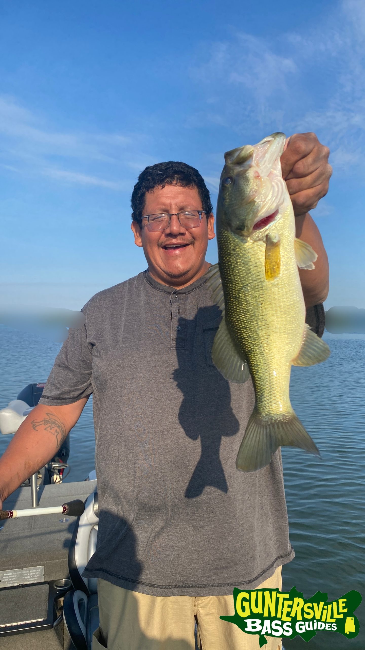 GUNTERSVILLE BASS GUIDES