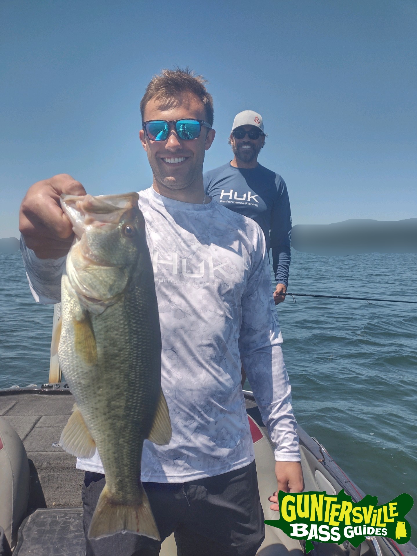 GUNTERSVILLE BASS GUIDES