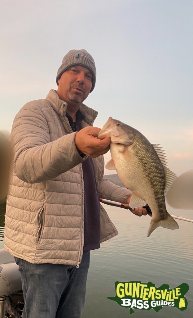GUNTERSVILLE BASS GUIDES