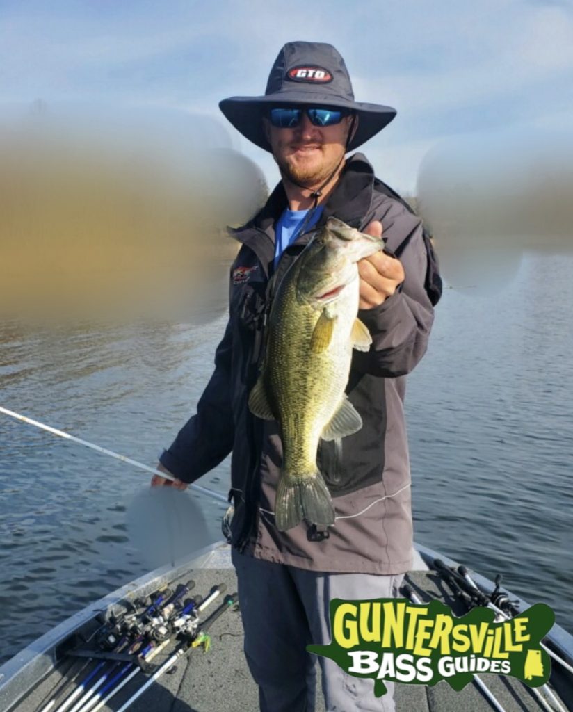 GUNTERSVILLE BASS GUIDES