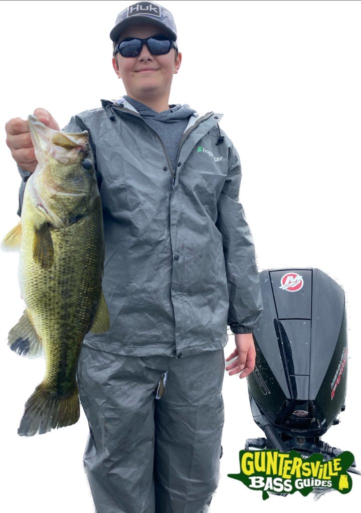 GUNTERSVILLE BASS GUIDES