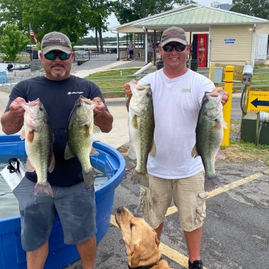 GUNTERSVILLE BASS GUIDES
