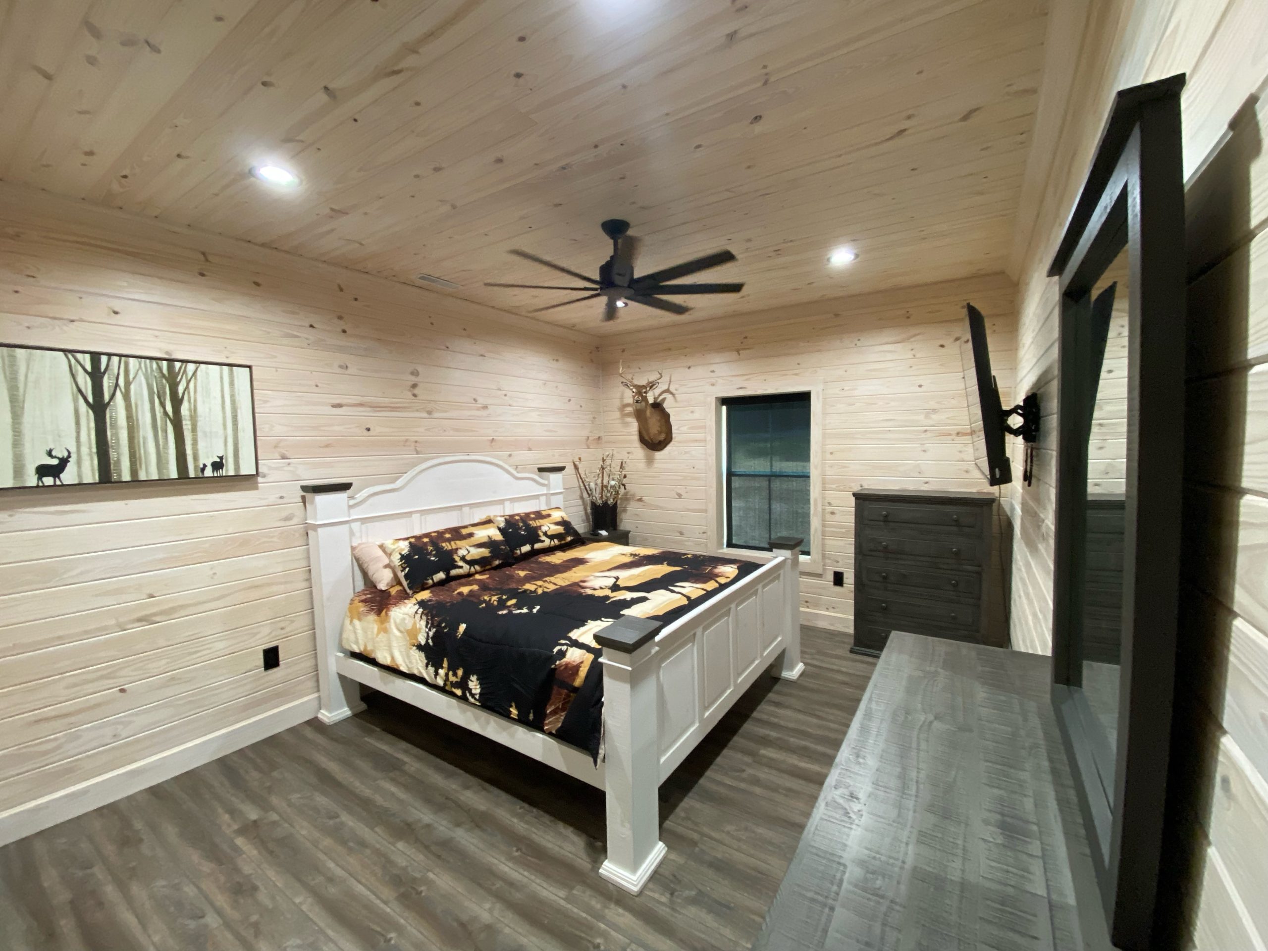 Barndominium king bedroom