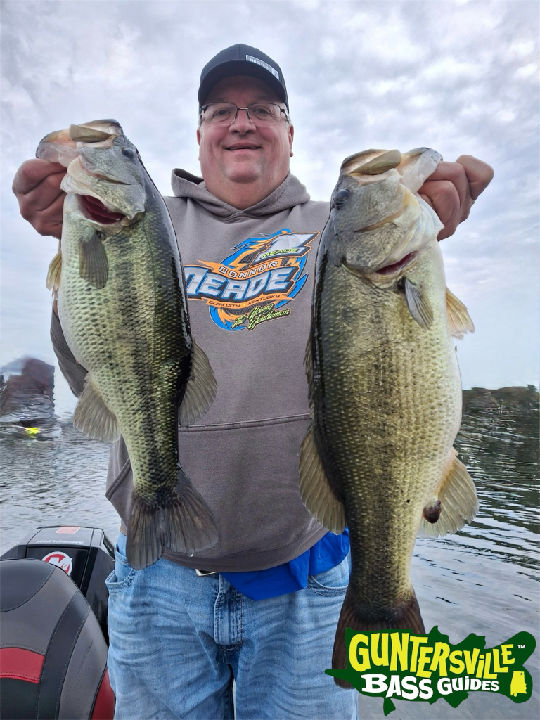 Big Bass On Lake Guntersville With Best Guide Service Guntersville Bass Guides