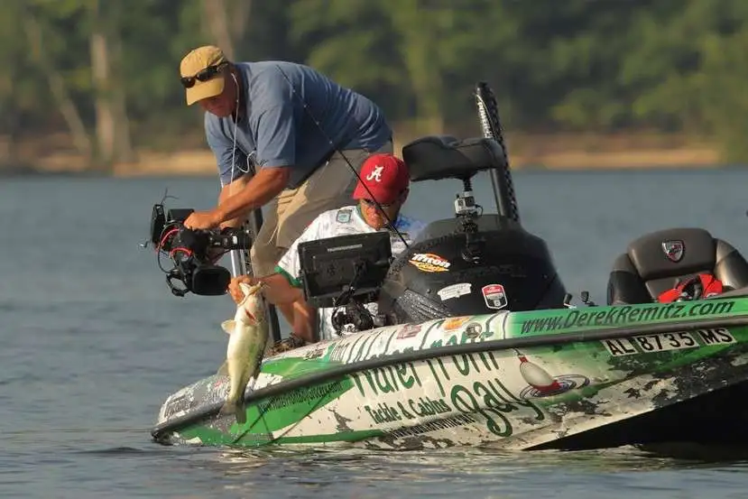Capt. Derek Remitz of Guntersville Bass Guides