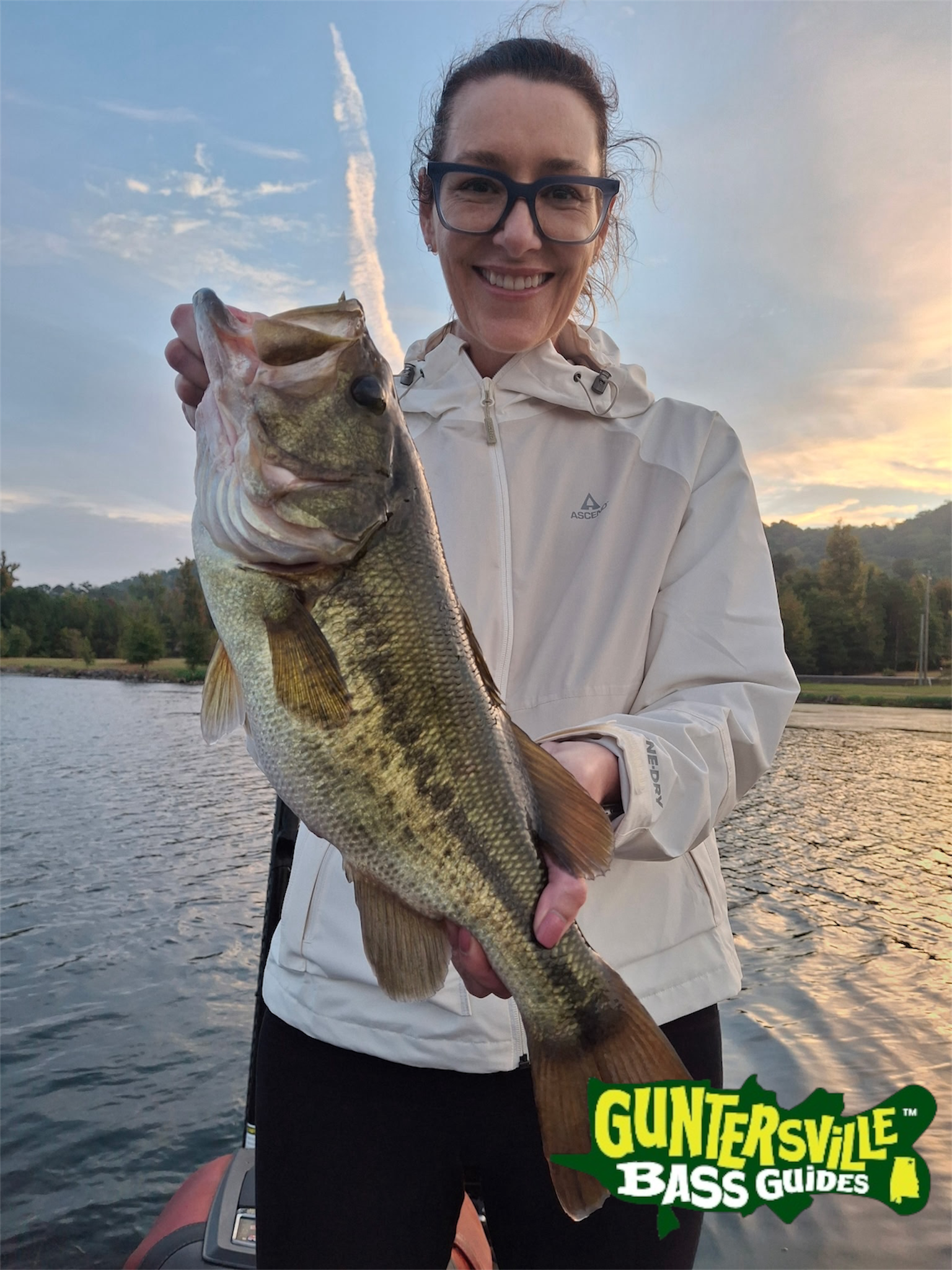 Lake Guntersville bass fishing with Guntersville Bass Guides